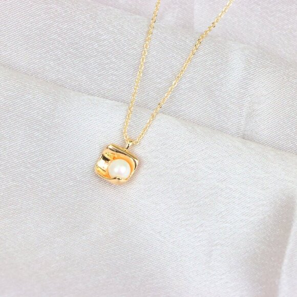 "Rose Gold Necklace with Modern Square Pendant and Pearl Accent, XPNL1885 - Picture 4 of 13